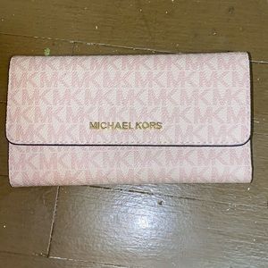Michael Kors Jet Set Wallet